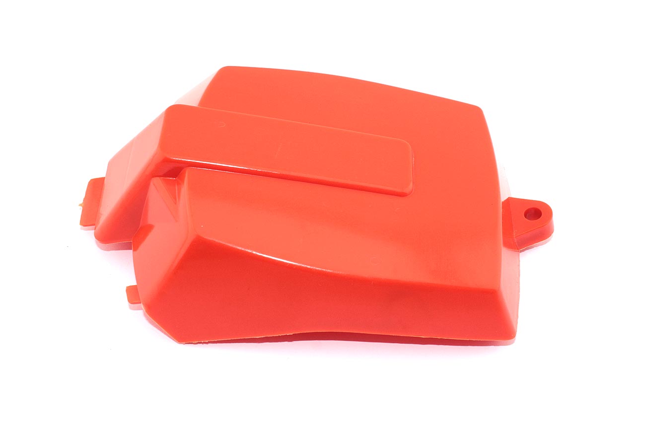 Крышка воздушного фильтра для китайской бензопилы 5200 52cc 120064